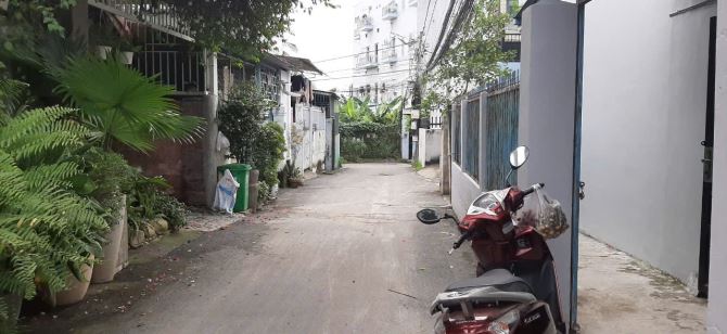 Góc 2MT HXH Đường 160 Gần chợ Nhỏ Lê Văn Việt