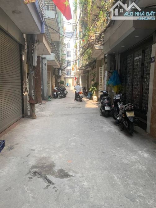 NGỌC THUỴ LONG BIÊN NHÀ ĐẸP LÔ GÓC 32m 5T HƠN 7 TỶ  NGÕ Ô TÔ CON CẦN BÁN GẤP