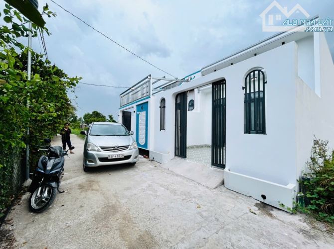 NHÀ CẤP 4 ĐẸP ĐƯỜNG XE HƠI 🚗 - LÔ NHÌ MẶT TIỀN MỸ LỘC- PHƯỚC HẬU CẦN GIUỘC