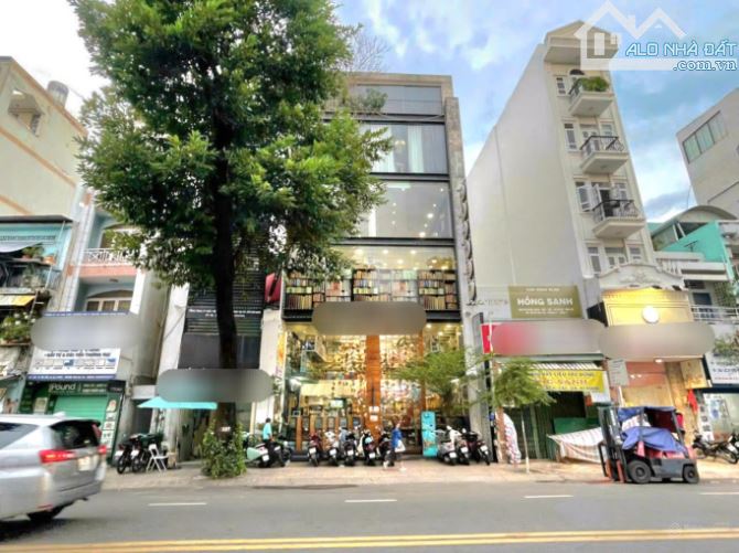 Ngay Pullman! MT Nguyễn Cư Trinh, Quận 1, 8.4x14m, 6 Tầng - HĐT: 155 triệu, giá 49 tỷ