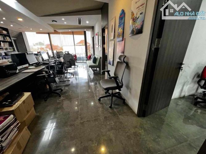 SIÊU PHẨM TOÀ VĂN PHÒNG VIP ĐẲNG CẤP NHẤT PHỐ. 7 TẦNG có HẦM, THANG MÁY