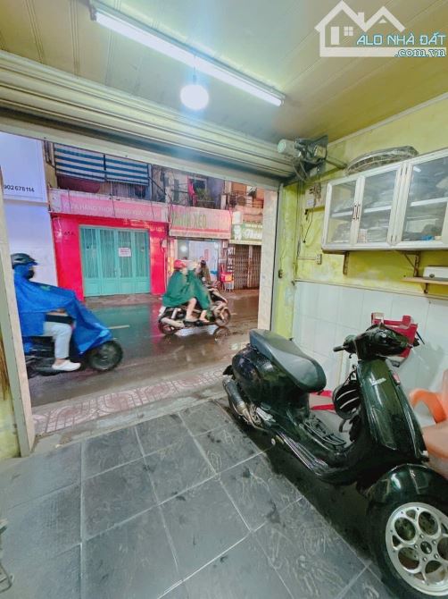 Bán nhà mặt tiền nguyễn trọng tuyển Phú nhuận - 7,3 tỷ.