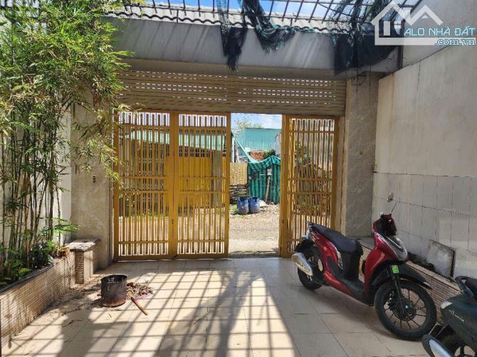Nhà 3 tầng đường BÙI VĂN NGỮ, phường Hiệp Thành, Q12, dt 116/127m2(5mx25m) Hẻm 8m💵 7,4Tỷ - 10