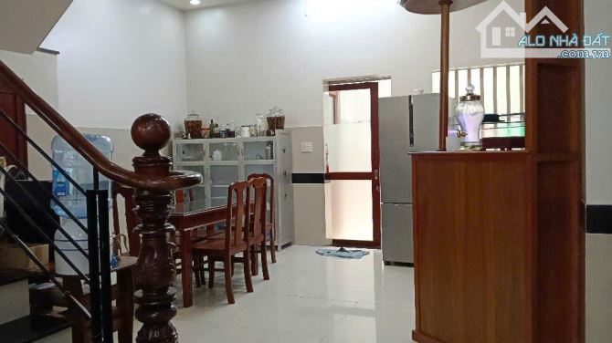 Nhà 3 tầng đường BÙI VĂN NGỮ, phường Hiệp Thành, Q12, dt 98,5m2(5/6,2mx18,5m)💵 8,4 tỷ - 10