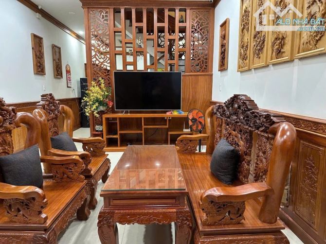 🔥 Nhà 3 tầng Đường Vào Chùa Pháp Thạnh (Hẻm 551 Đường Lê Văn Khương), 6,2 tỷ - 10