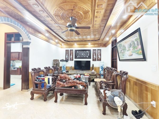 Bán căn biệt thự sát KĐT Vườn Hồng, Hải An, dt 352m2, nhà 2 tầng sân vườn tiểu cảnh đẹp - 4