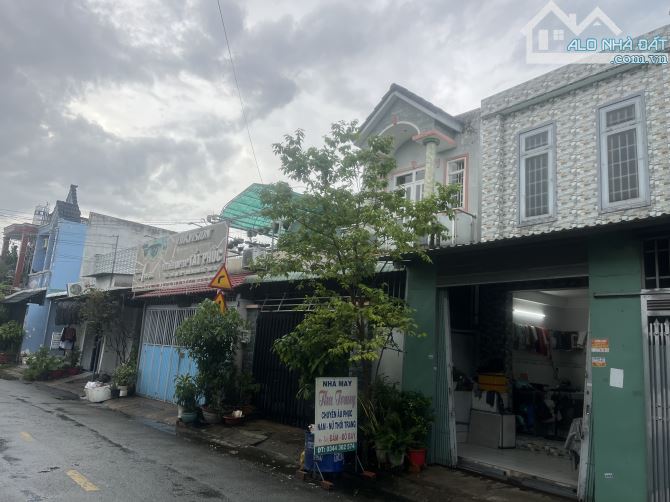 🏦HÓC MÔN ẤP ĐÔNG THỚI TAM THÔN CẤP 2 NGANG 10x23 =230 m2DTCN 188 M2 CHỈ 8 tỷTL CHƯA TỚI 4 - 1
