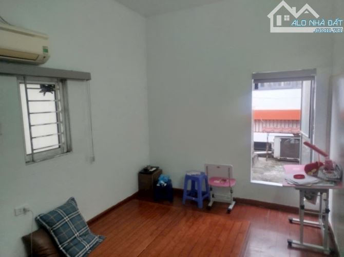 Bán căn Hộ 1.5 tầng Sài Đồng Long Biên 60m nhỉnh 1 tỷ sổ đỏ, khu vực trung tâm gần chợ - 1