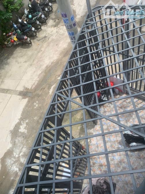HXT 8M.80m2. 4 tầng. đường Bình Thành.BHHB. Bình Tân. 6.2T - 1