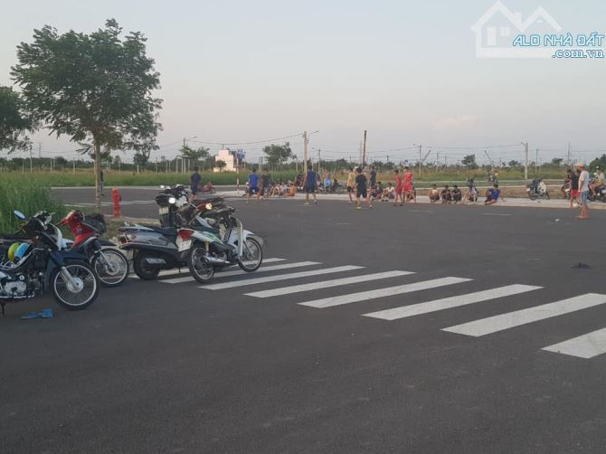 Bán Nền đất 72m2 đường số 10 Sài Gòn Village Ngay Cạnh Dự án T&T Millennia City 267 Ha - 1