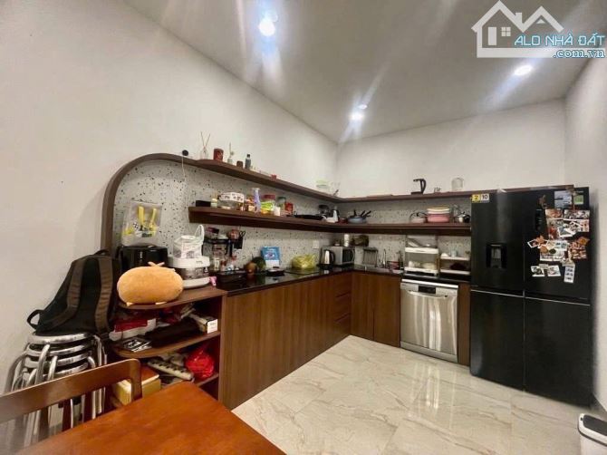 HXH NGAY BÙI ĐÌNH TUÝ - PHƯỜNG 24 BÌNH THẠNH - 2 TẦNG BTCT 52M2 - HƠN 6TỶ TL - 1