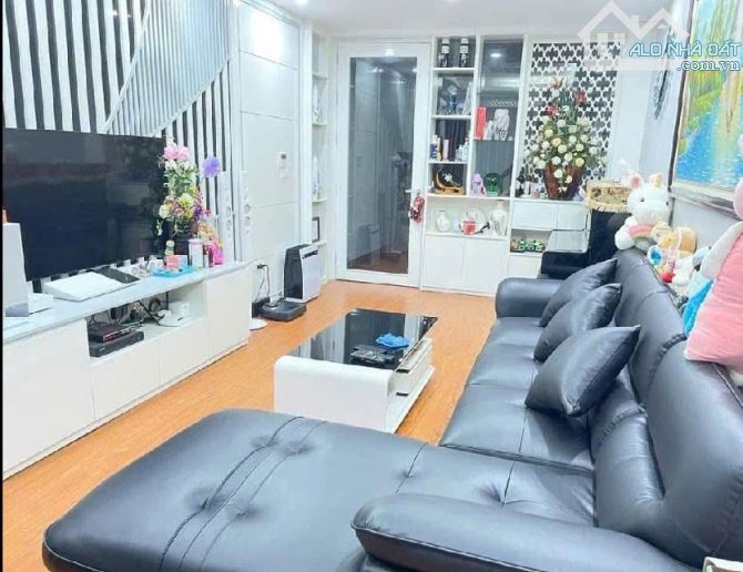 PHÙNG CHÍ KIÊN- NGHĨA ĐÔ- CẦU GIẤY- NHÀ ĐẸP 6 TẦNG- 60M- MẶT TIỀN 4M- Ô TÔ- 2 THOÁNG - 1
