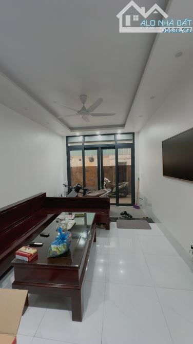 Bán nhà phố Khương Trung- 3 bước ra ô tô- Tặng nội thất - 5 ngủ- 45m2 - 1