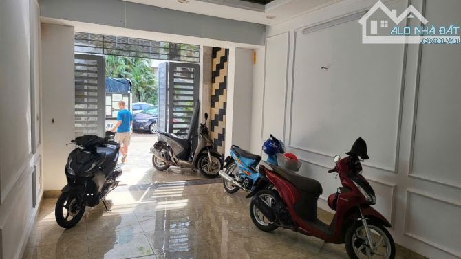 Bán nhà LK khu Nam La Khê, chỉ 70m ra đg Quang Trung-ga tàu điện Cát Linh, 50m2 13.9 tỷ - 1
