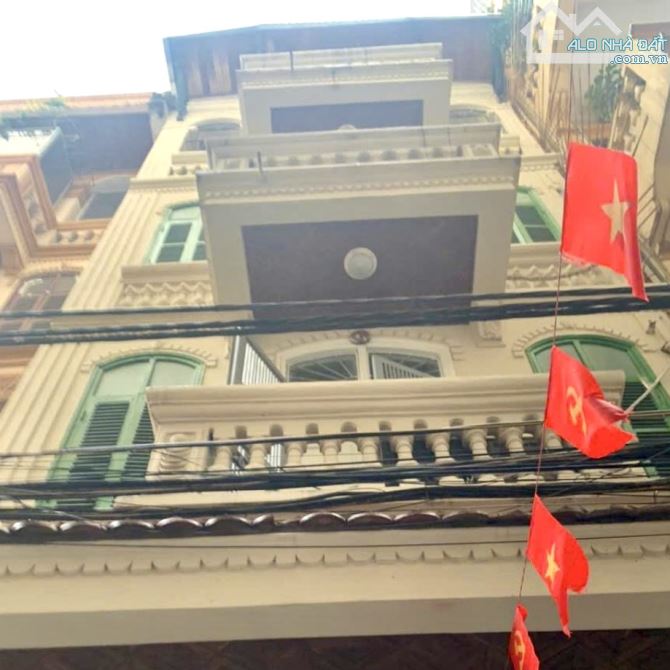 BÁN NHÀ LÁNG HẠ. Rất gần mặt phố, ngõ ô tô qua. 51m2, mt 4.8m. 15,5 tỷ - 1
