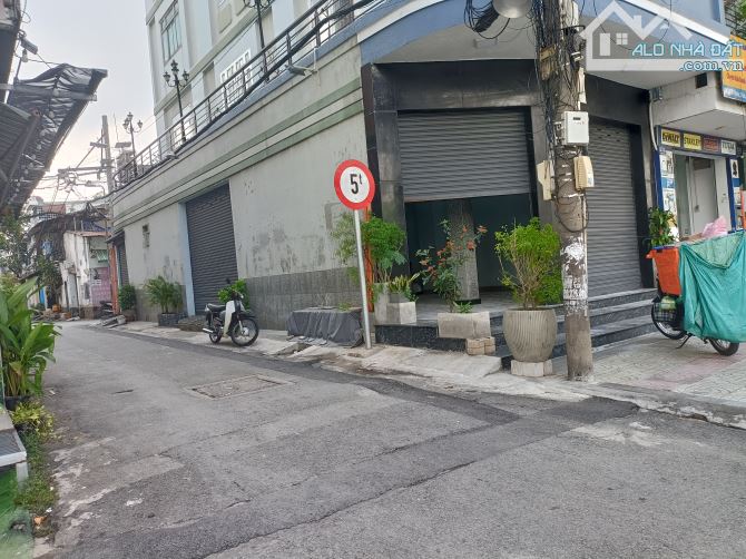 Q12 Nguyễn văn quá ĐẤT 10x21m, Tặng 2 căn cấp 4 củ, giá 6.5 tỷ - 1