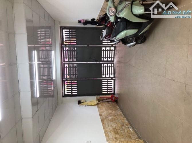 Bán nhà mặt tiền Thống Nhất, phường 10, Gò Vấp, 70m2, 3 tầng, giá 11.5 tỷ - 1