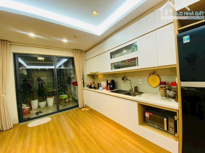 cần bán chung cư goldmark - 2ngủ 2 vệ sinh - căn đep view - 1