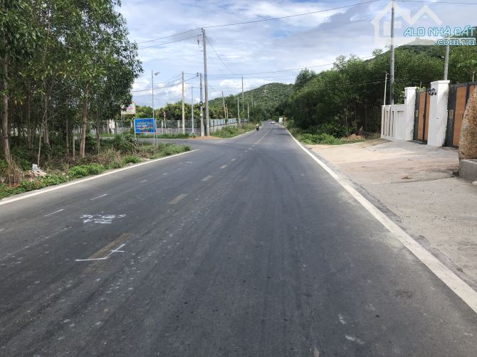 Đất tt Phước Hải, 9626m2- góc 2 mặt tiền nhựa- tổng 152m mặt tiền- đối diện hồ Sở Bông, - 1