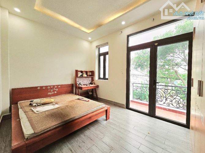 NHÀ 1 TRỆT 3 LẦU – XE HƠI TỚI CỬA – ĐƯỜNG NHỰA 7M – TRƯỜNG THẠNH Q9 – GIÁ 4.6 TỶ - 1