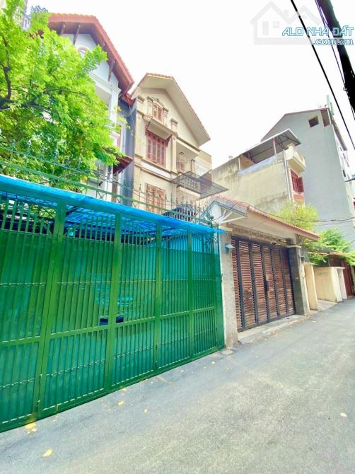 Vỡ Bank bán gấp Phân Lô Nguyễn Khánh Toàn, ô tô tránh, 121m,28 Tỷ - 1
