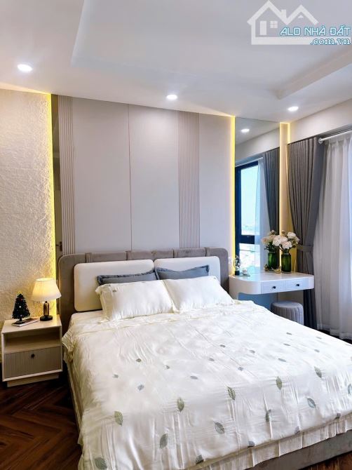 Bán nhà KĐT Louis City Đại Mỗ ô tô vỉa hè rộng kinh doanh đẹp DT 111M 5T MT 6M giá 30,5 tỷ - 1