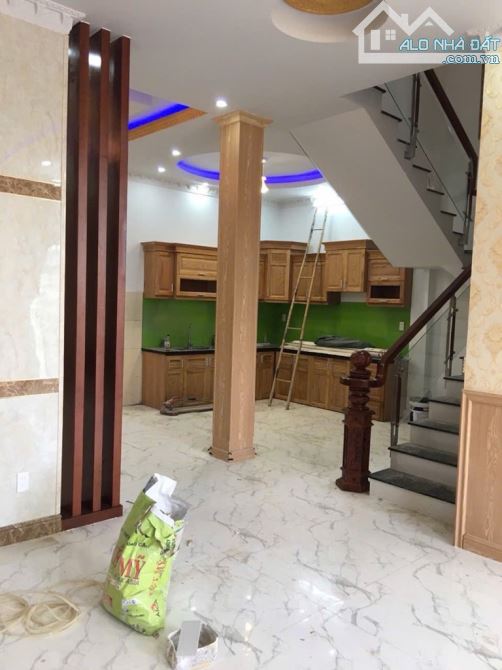 Biệt thự 3 tầng KHU PHÂN LÔ đường HT51 phường HT Q12 dt 136,4m Đường 7m DÒNG TIỀN 22TR/TH - 1