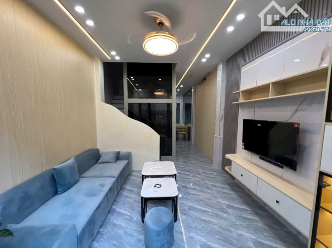 PHỐ VIP NGỌC THỤY 8 TỶ-45m-4 TẦNG -4MT THANG MÁY - NỘI THẤT XỊN XÒ - 1