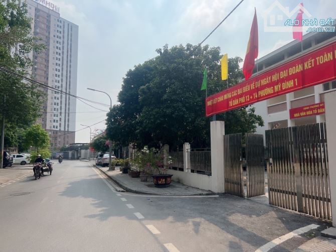 Bán nhà Mỹ Đình, dt35m, 5 tầng dân xây, lô góc, gần Ô Tô tránh. - 1