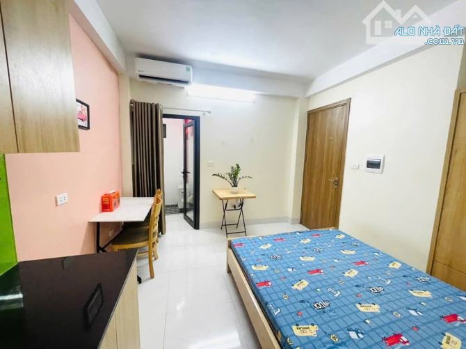 Chỉ 9.8 tỷ - Phố Giáp Nhất - Tổng 10 phòng cho thuê - 52m2 - 1