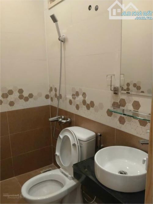 🏡 Bán nhà Hòa Hảo, Q.10, MT 3.2m, giá rẻ 7.x tỷ! - 1