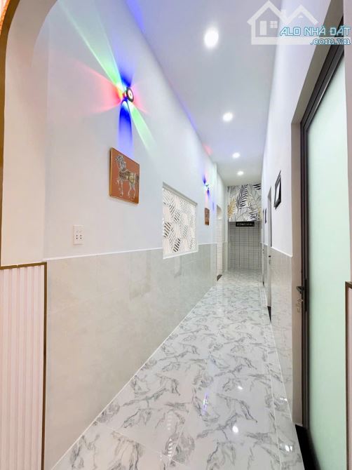 Nhà Cấp 4 Đẹp 6,5 x 15m. Full Nội Thất 3PN 2WC Ngay Ngã Ba Tân Kim. Sổ Hồng Riêng - 13