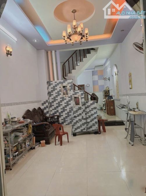 HẺM XE TẢI 7M - KHU ĐỒNG BỘ - CAO TẦNG - LÊ VĂN QUỚI - BÌNH TÂN -52M2- 3TẦNG - 4PN - 5TỶ - 2