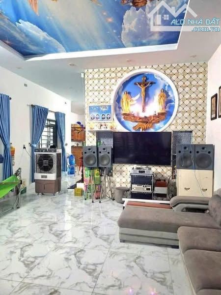 HẠ GIÁ CẦN BÁN GẤP NHÀ SÀI QUẤT P- TÂN HOÀ .BIÊN HOÀ CHỈ 1 SẸC QUỐC LỘ 1A - 2