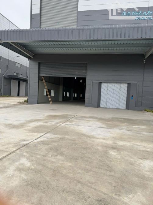 Nhà xưởng mới xây dựng 12000m2 cần cho thuê trong KCN Thuận Thành, pccc tiêu chuẩn, miễn g - 2