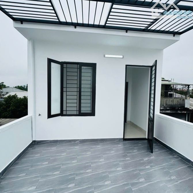 Bán nhà diện tích 65m2 3 tầng đường ô tô đặng Huy Trứ chỉ 2.95 tỉ - 2