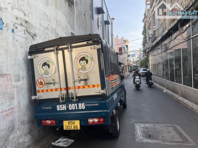 BÁN NHÀ 45M² 5 TẦNG BTCT XE HƠI VÀO NHÀ THOẠI NGỌC HẦU TP GIÁ CHỈ 5 TỶX - 2