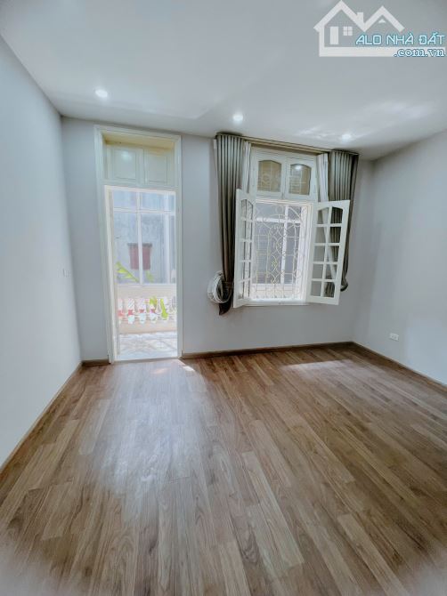 Cho thuê nhà Thái Hà – Đống Đa DT 60m x 5 tầng, phân lô, ôtô đỗ giá thuê 21tr/th - 2