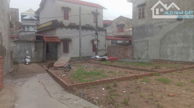 BÁN ĐẤT PHỐ HỒ, THUẬN THÀNH. 65M2 * MT 6,2M * 1,8 TỶ. GẦN PHỐ - 2