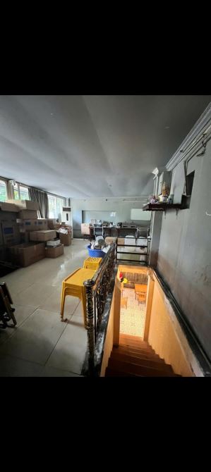 - Bán nhà Mặt Phố Nghĩa Tân - Cầu Giấy. Tổng 140m2 mặt tiền 8m, sổ đỏ, đang cho thuê 40tr/ - 2