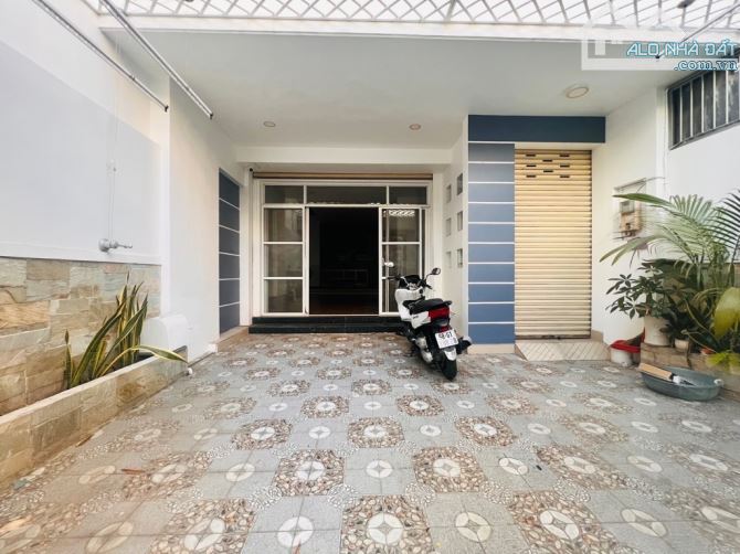Bán nhà Quang Trung, phường 10, Gò Vấp, hẻm 6m, ngang 6m, 105m2, 3 tầng, giá 12.3 tỷ - 2