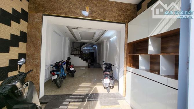 Bán nhà LK khu Nam La Khê, chỉ 70m ra đg Quang Trung-ga tàu điện Cát Linh, 50m2 13.9 tỷ - 2