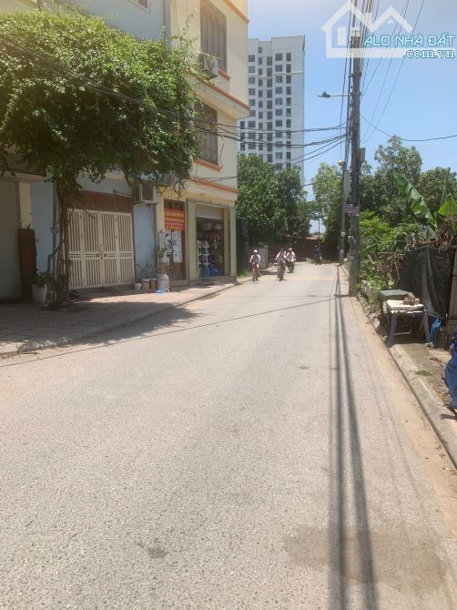 BÁN NHÀ ĐẤT CẤP 4 – NGÕ THÔNG – Ô TÔ TRÁNH NHAU – KD XUẤT SẮC - 52M2 - 4,65 TỶ - 3