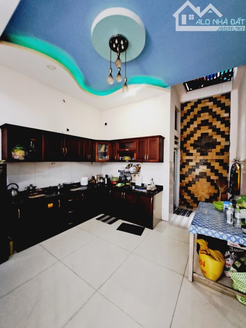 BÁN NHÀ ĐẸP 3 TẦNG - HẺM Ô TÔ - GẦN CHỢ LÊ VĂN QUỚI - BÌNH TÂN - GIÁ TỐT 5,45 TỶ - 2