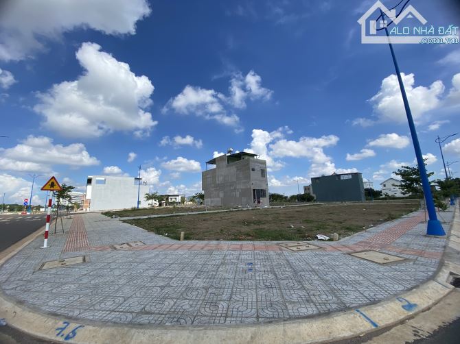 Bán đất khu Tái Định Cư Hoà Long,TP. Bà Rịa Vũng Tàu, DT: 87.5m2 - Giá bán: 2 tỷ 350triệu - 2