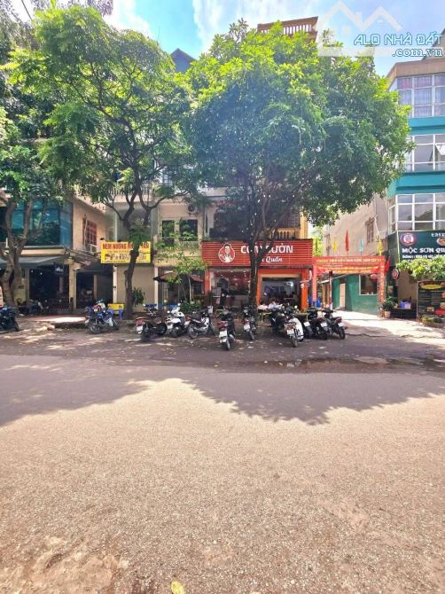 NHỈNH 22 TỶ CÓ NGAY NHÀ KINH DOANH, DUY TÂN - CẦU GIẤY, DT 45M, 4 TẦNG, MT 3.5M - 2