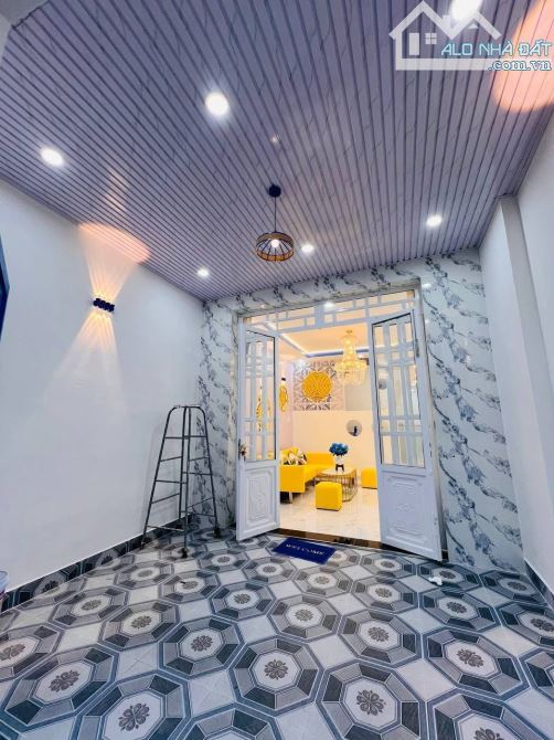 NHÀ 1 LẦU MỚI 4 x 16m KHU TÂN KIM ĐƯỜNG XE ÔTÔ 🚗,FULL NỘI THẤT ĐẸP GIÁ THƯƠNG LƯỢNG - 2