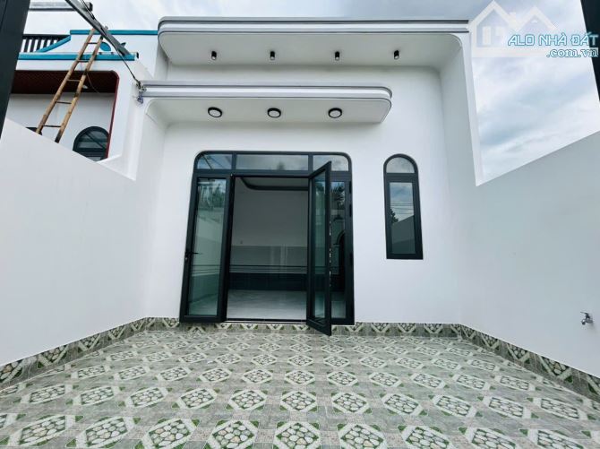 NHÀ CẤP 4 ĐẸP ĐƯỜNG XE HƠI 🚗 - LÔ NHÌ MẶT TIỀN MỸ LỘC- PHƯỚC HẬU CẦN GIUỘC - 2