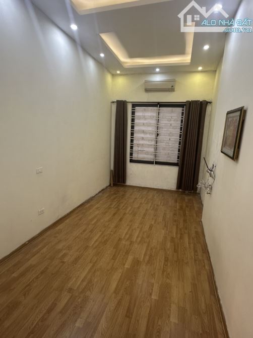 28m2 x 5 tầng , 20m Ra Mặt Phố , Ngõ To SH Quay Đầu - 2