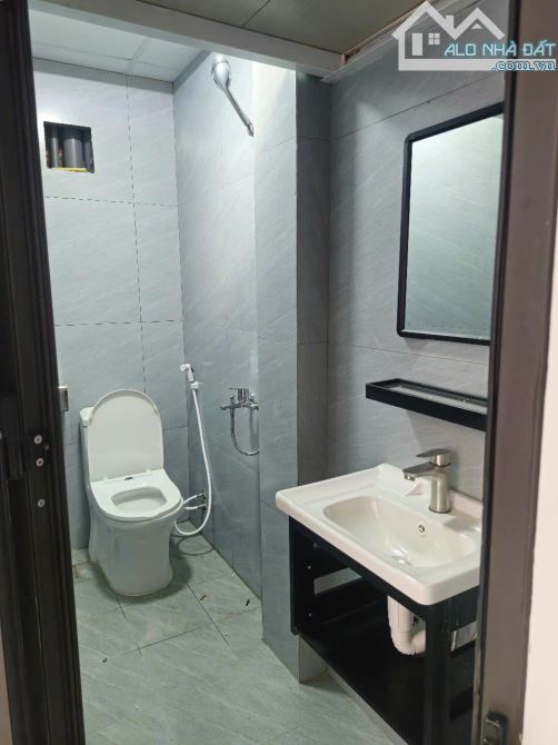 CHDV Đường Nguyễn Trãi TX 70m2 7T Thang Máy PCCC Đầy Đủ Hợp Đồng Thuê 800tr/Năm 17 TỶ - 2